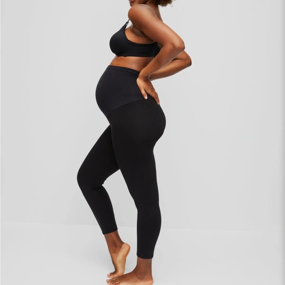 Motherhood Maternity essential stretch secret fit belly maternity crop leggings - Picture 10 of 10